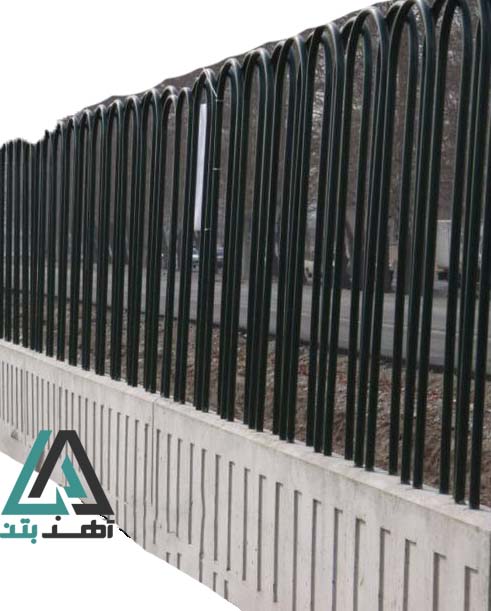 دیوار بتنی حفاظ دار نرده ای
